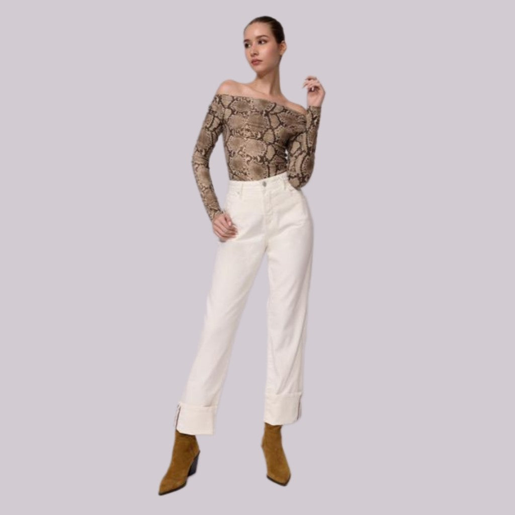 Straight Leg Jeans Mid Rise